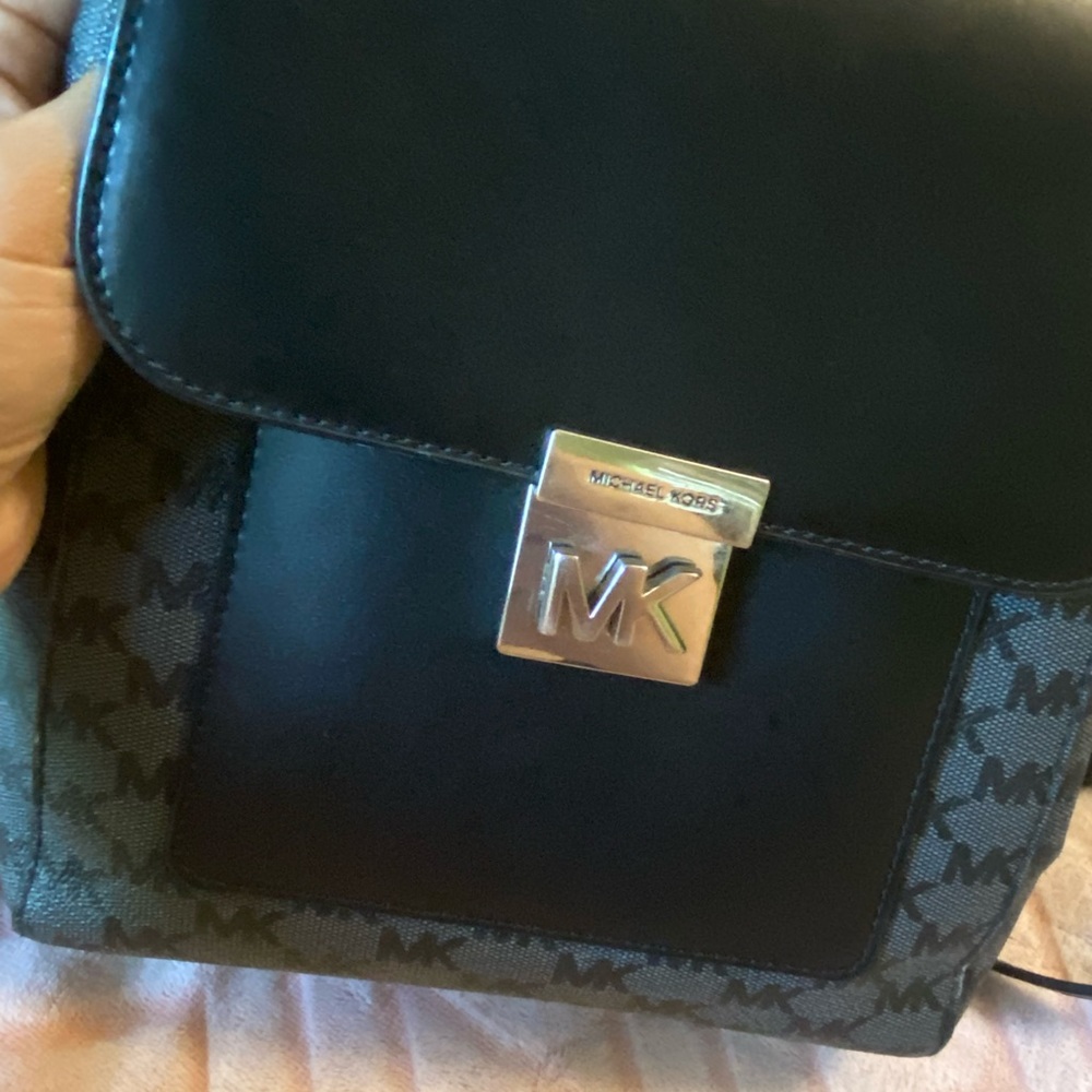 MK backpack - Picture 14 of 16